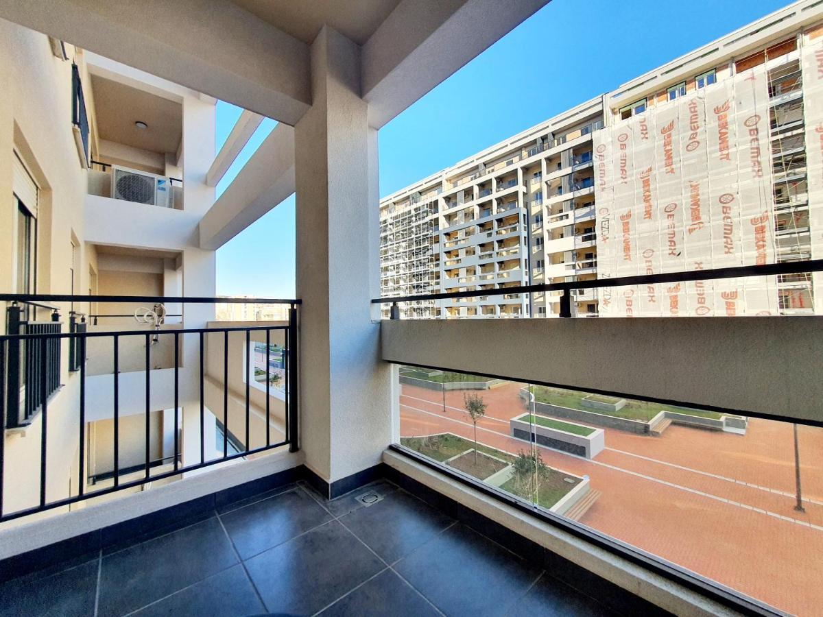 Apartman Ana Lux 波德戈里察 外观 照片